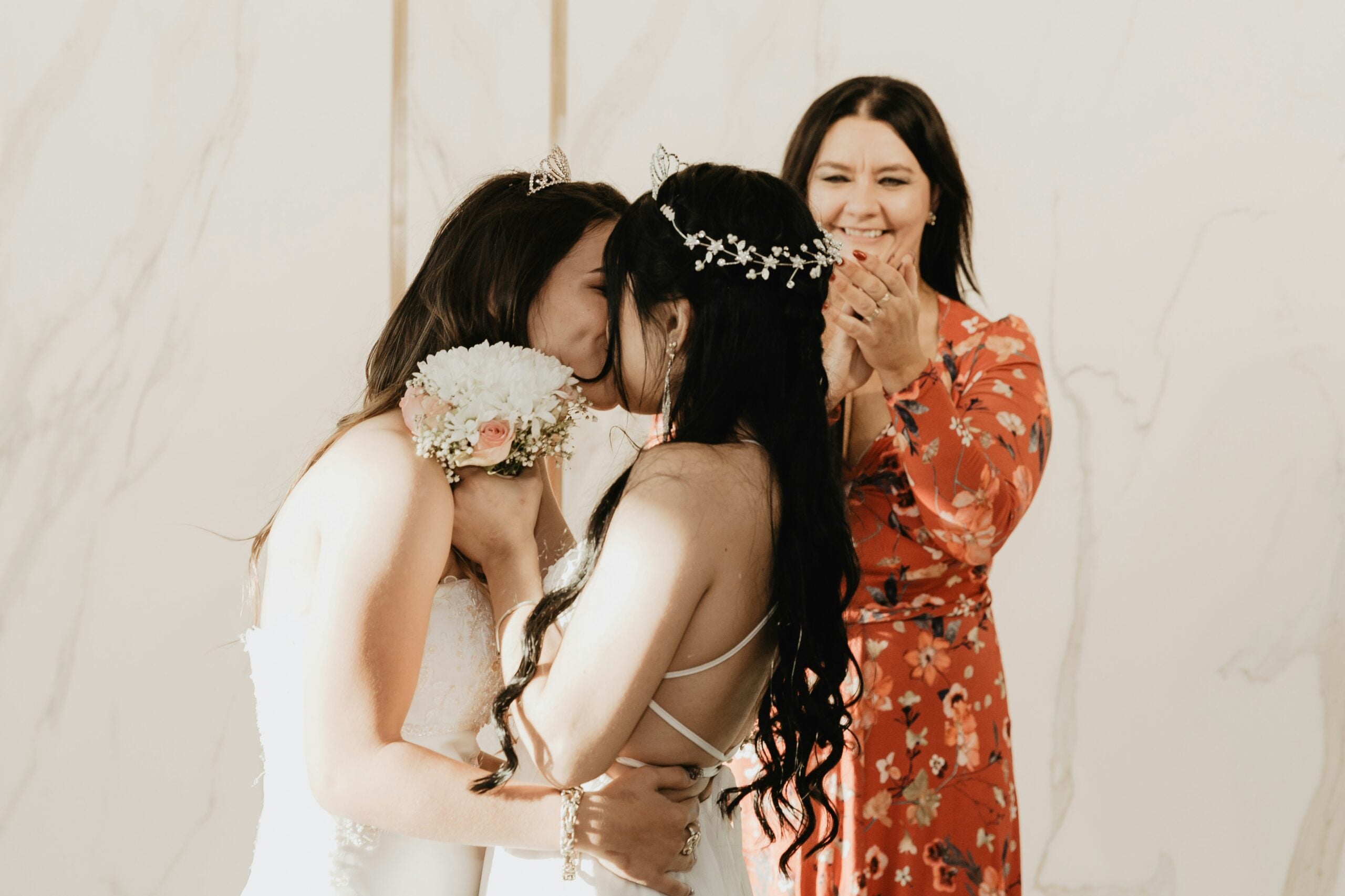 What’s the Difference Between a Registrar and a Celebrant?