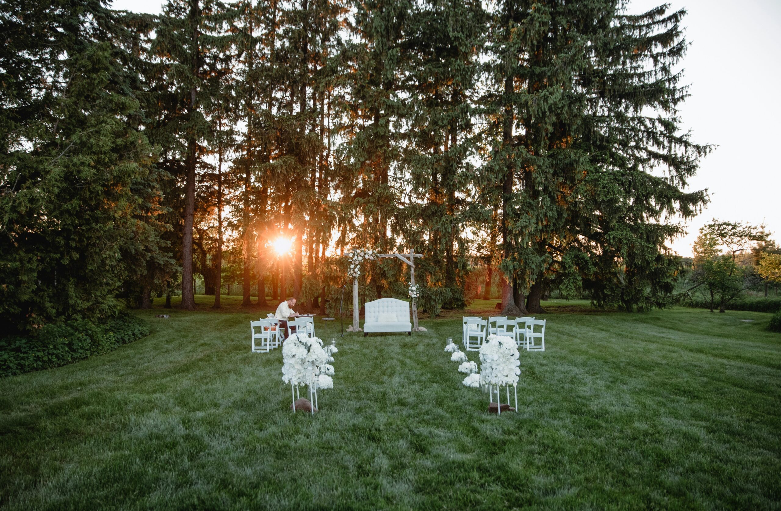 Small wedding ceremony setup
